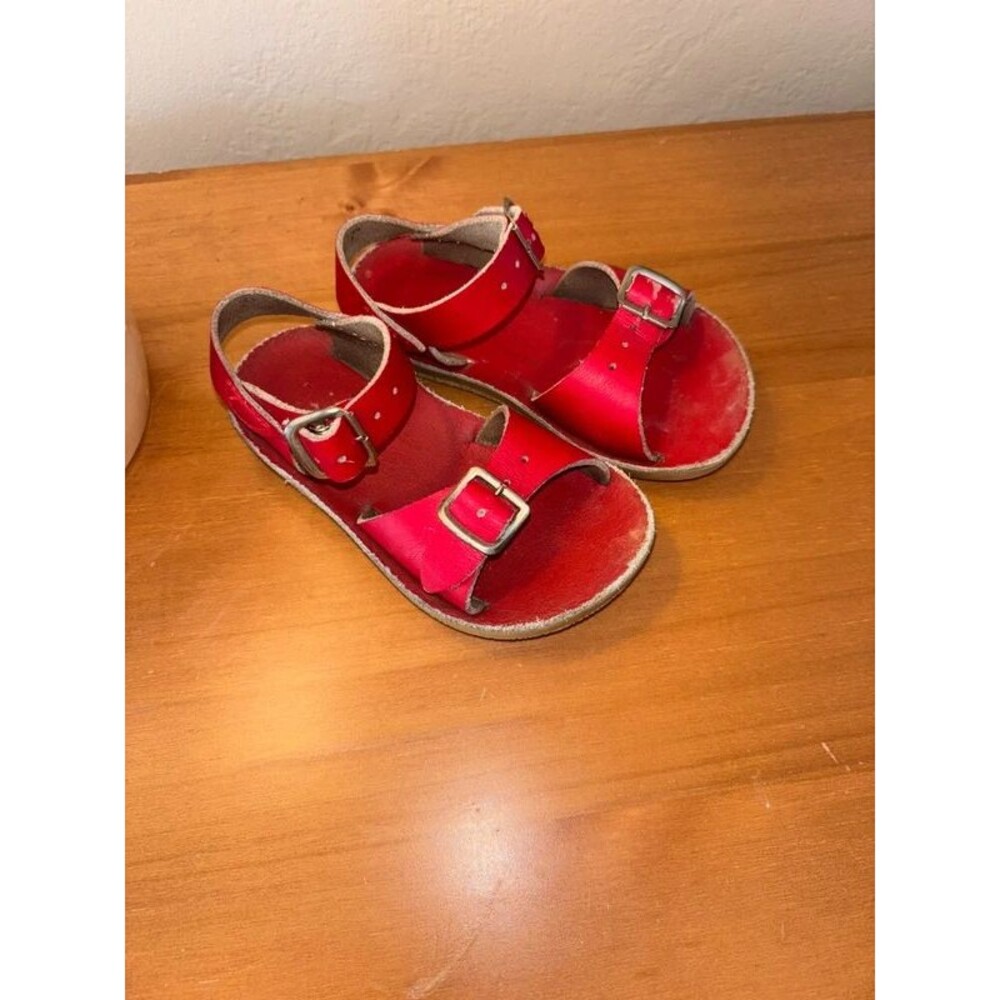 Sun-San surfer red salt water sandals size 6